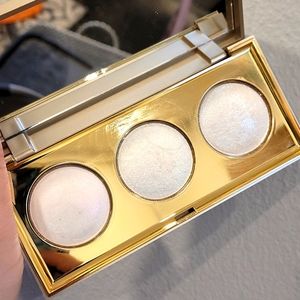 Stila little white lies heavenly highlighting palette!